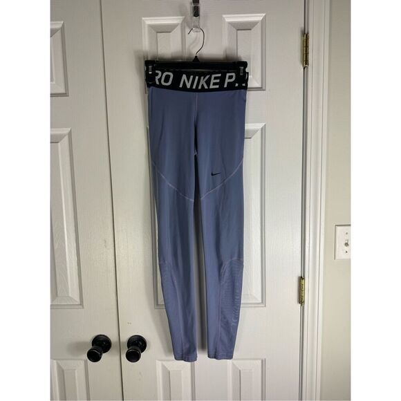 Nike Pro Womens Leggings Size Small - Picture 1 of 3